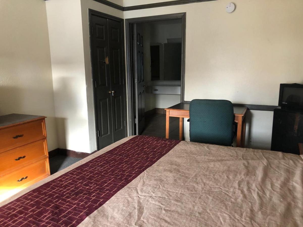 Airport Inn And Suites Tulsa Extérieur photo