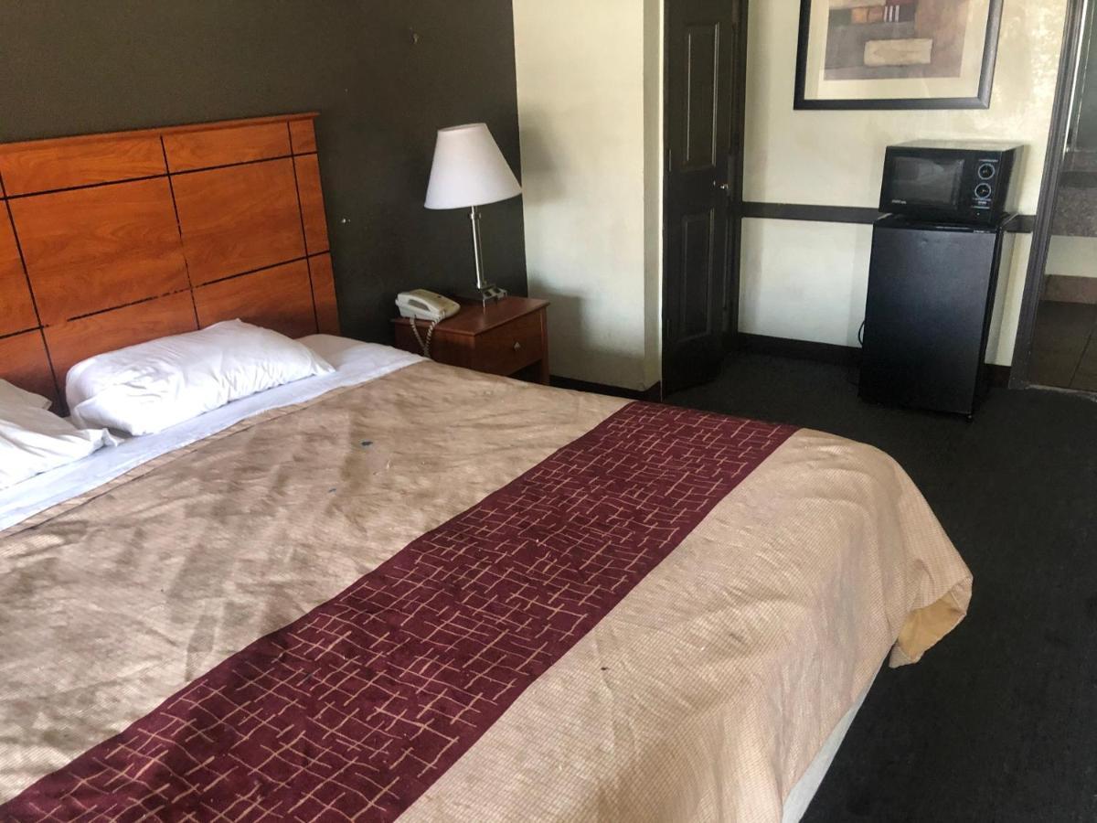 Airport Inn And Suites Tulsa Extérieur photo